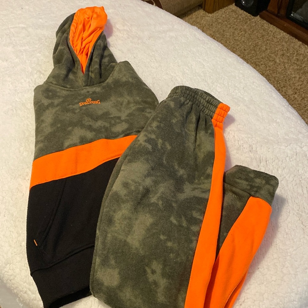Spalding set- Boys hoodie and sweatpants